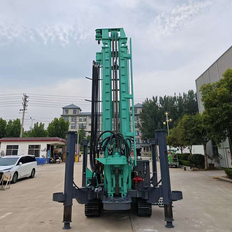 Water drilling machine can adapt to various complex environments