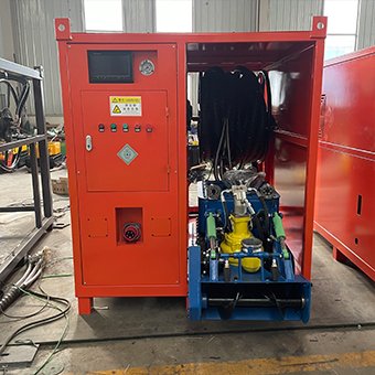 Hybrid Cleaning Robot