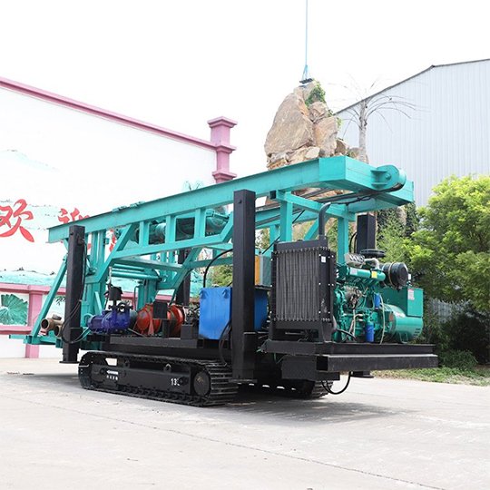 Reverse Circulation Drilling Rig has strong adaptability